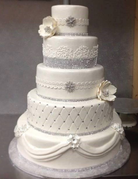gteau de mariage blanc simple