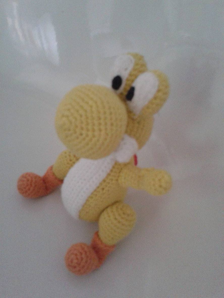 amigurumiyoshijaune