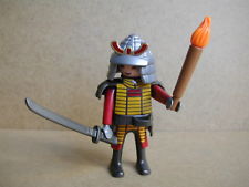 Vaillant chevalier prs au combat