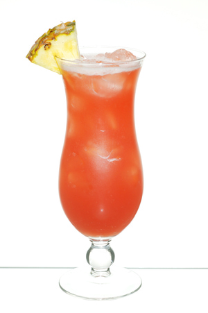Verre de Bora Bora avec tranche d'ananas en dcoration